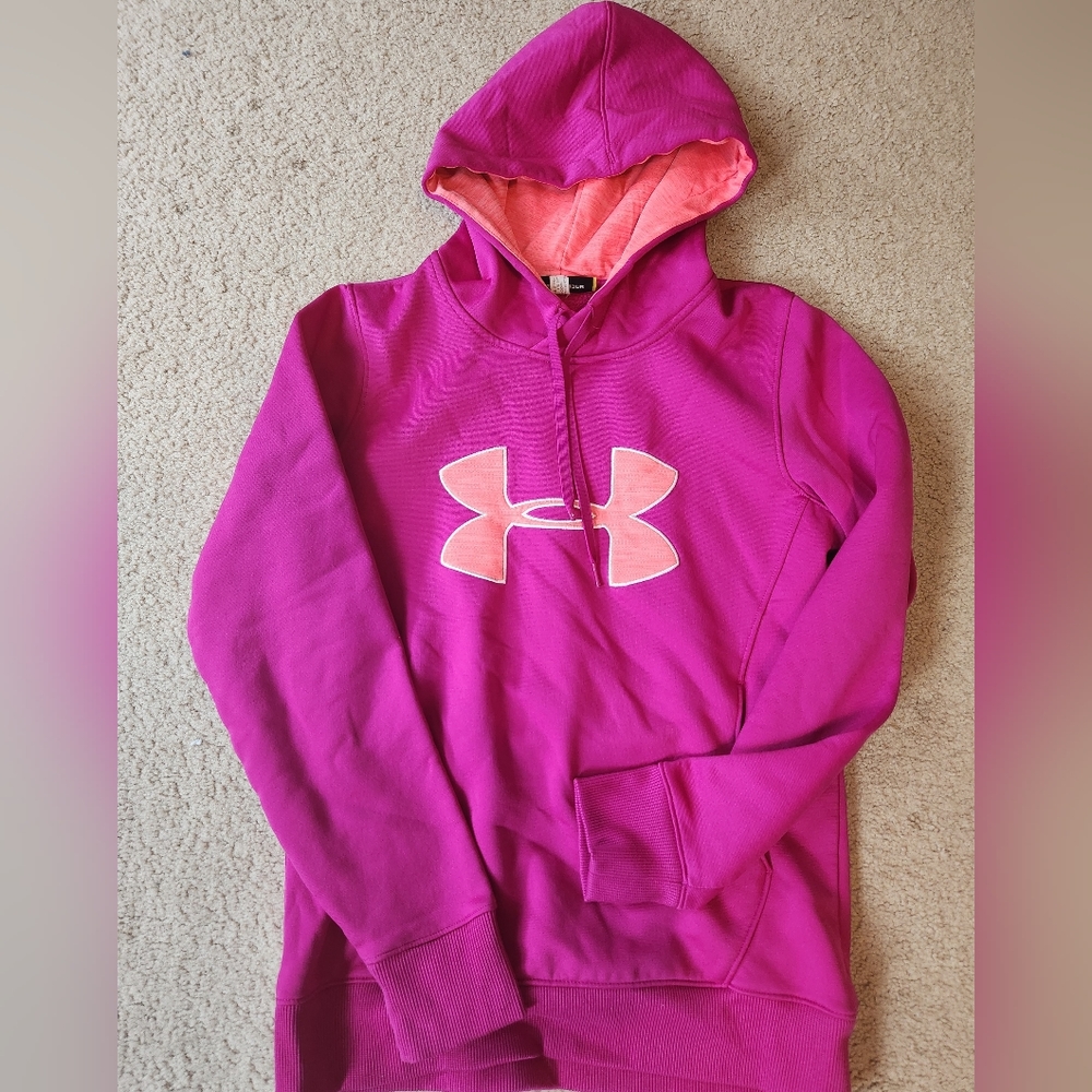 Womens small Underarmour hoodie